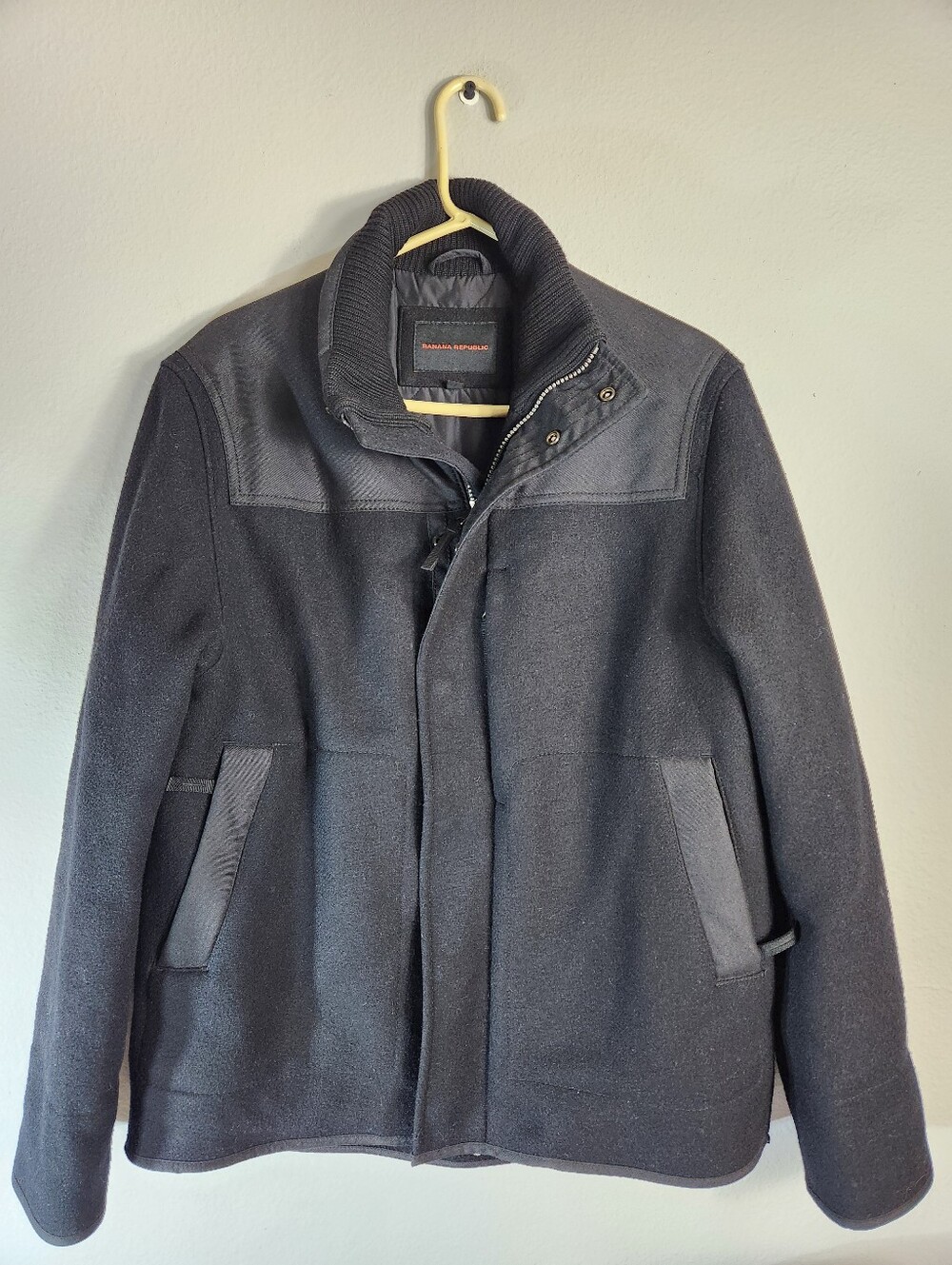 Banana Republic Y2K Mens |S| Black Wool Insulated Jacket